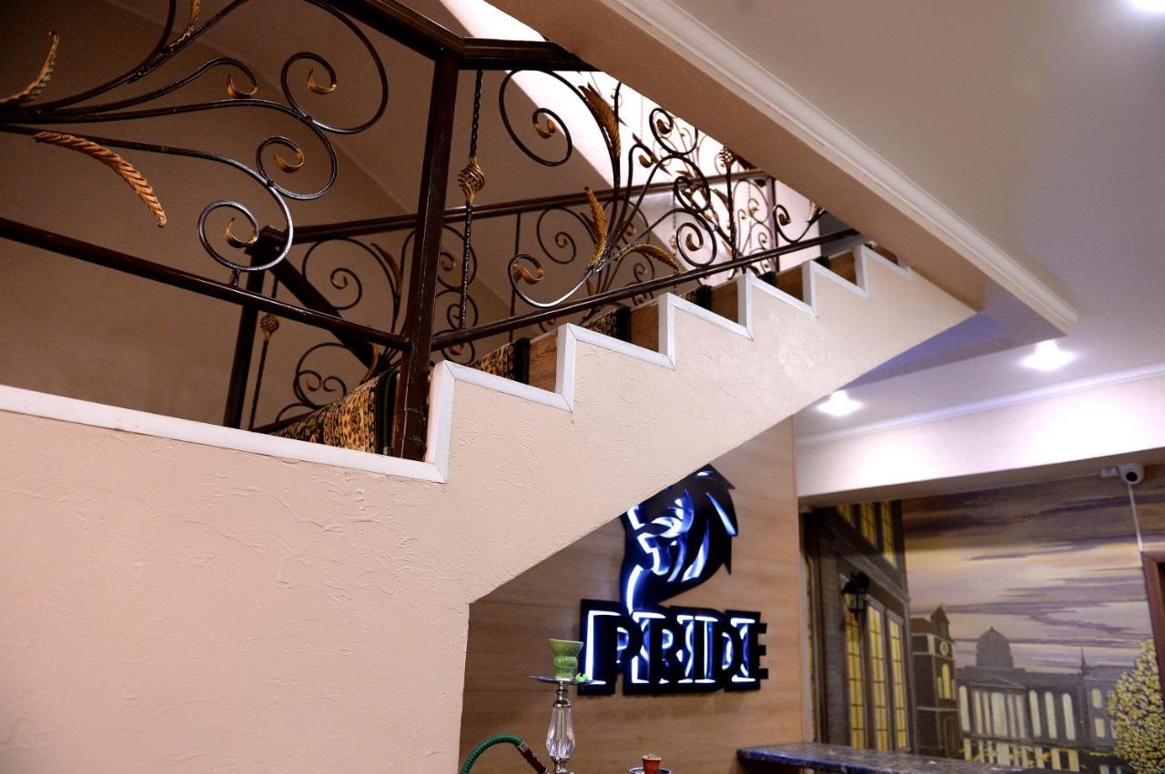 Pride Hotel Тараз Екстериор снимка